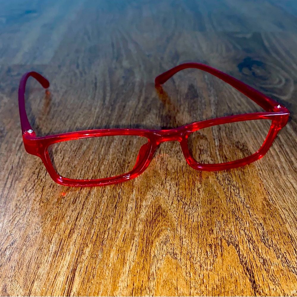 Red rectangle glasses frames